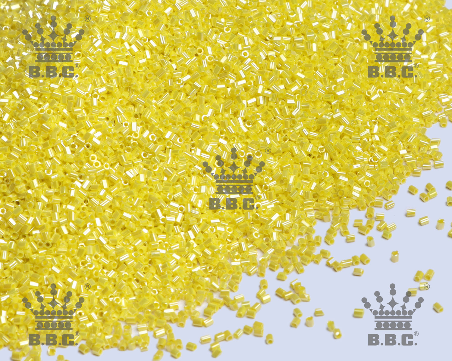 2Cut Hexa - Opaque Luster - 122