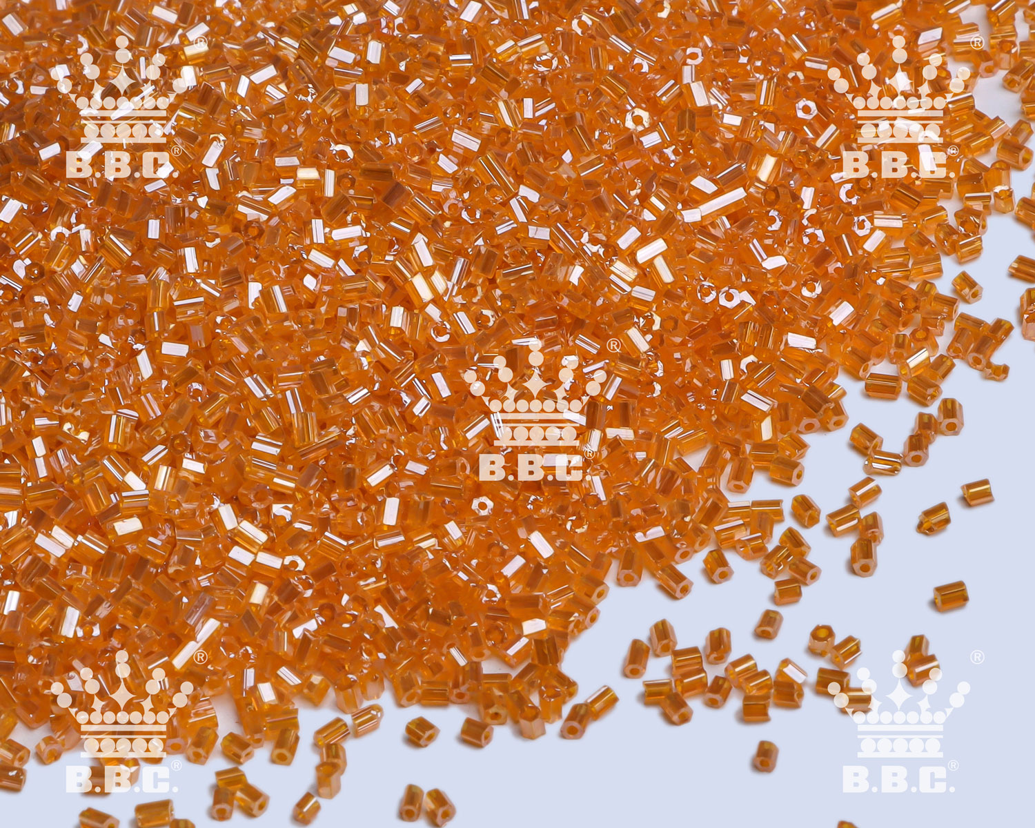 2Cut Hexa - Transparent Luster - 109L