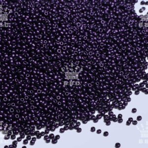 Round Rocailles - Pearl/Metallic dye - 724D