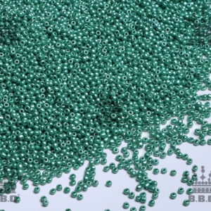 Round Rocailles - Opaque Luster - 58250