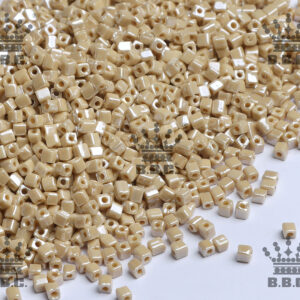 Square Cut - Opaque Luster - 136