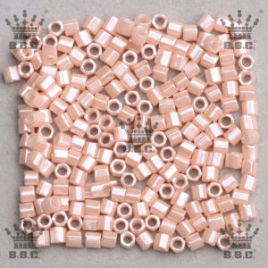 2Cut Hexa - Opaque Luster - 429 MQY